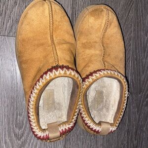 Women’s Tan Suede Slippers with Warm Lining